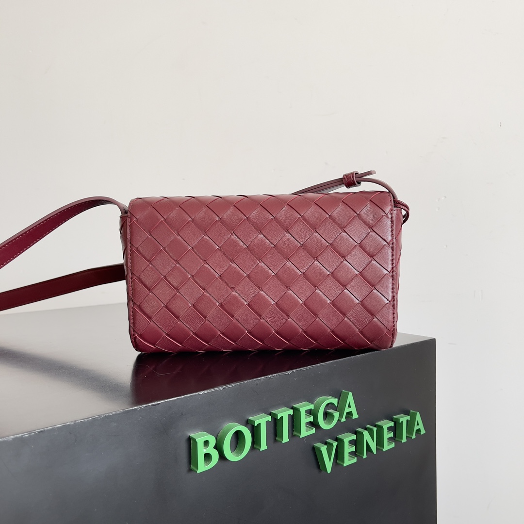 Bottega Veneta Satchel Bags